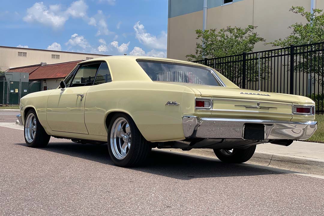 3rd Image of a 1966 CHEVROLET CHEVELLE