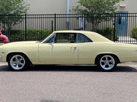 Image 5 of 9 of a 1966 CHEVROLET CHEVELLE