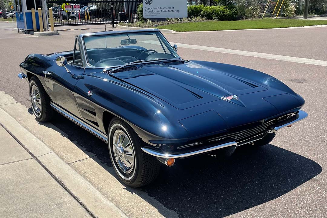 1st Image of a 1964 CHEVROLET CORVETTE