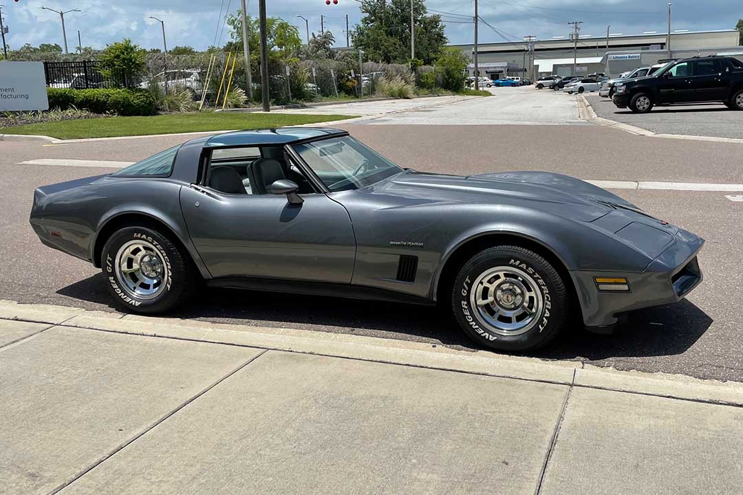 1st Image of a 1982 CHEVROLET CORVETTE