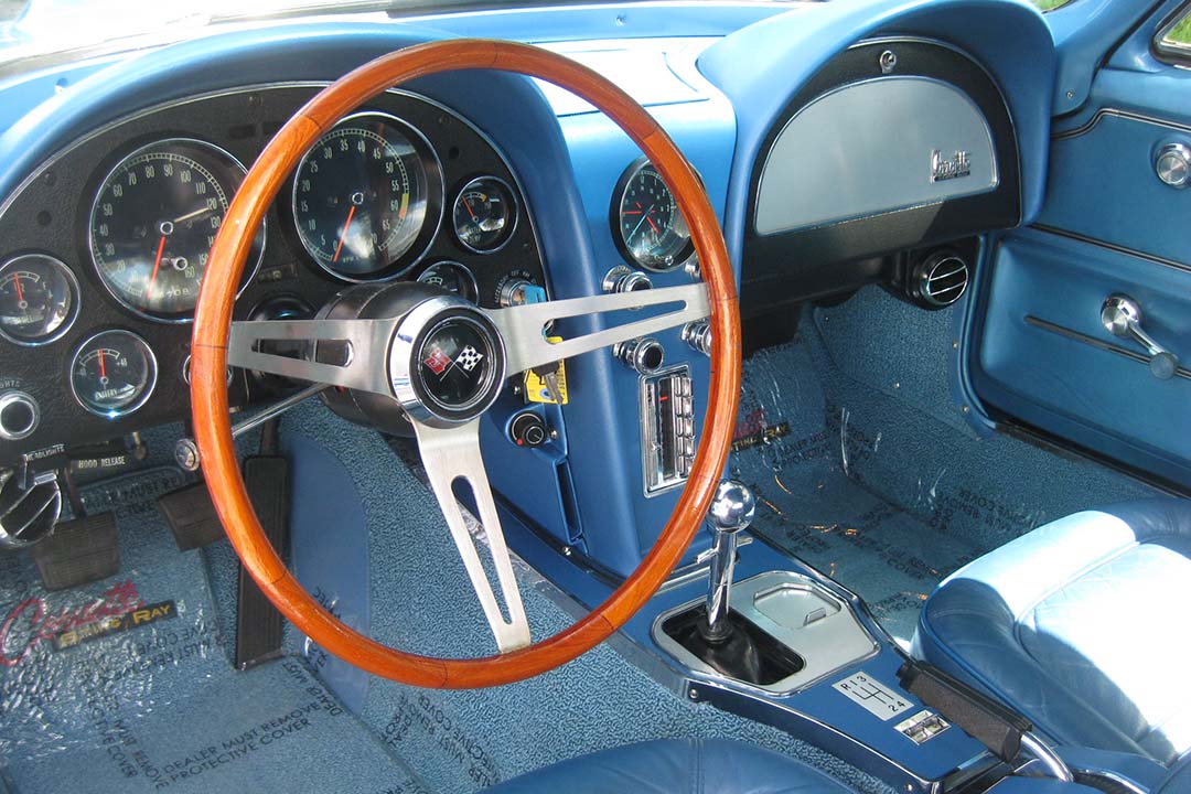 5th Image of a 1967 CHEVROLET CORVETTE