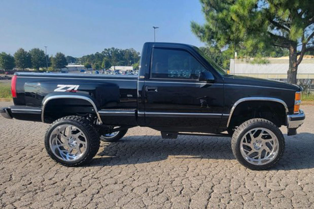 1st Image of a 1995 CHEVROLET K1500