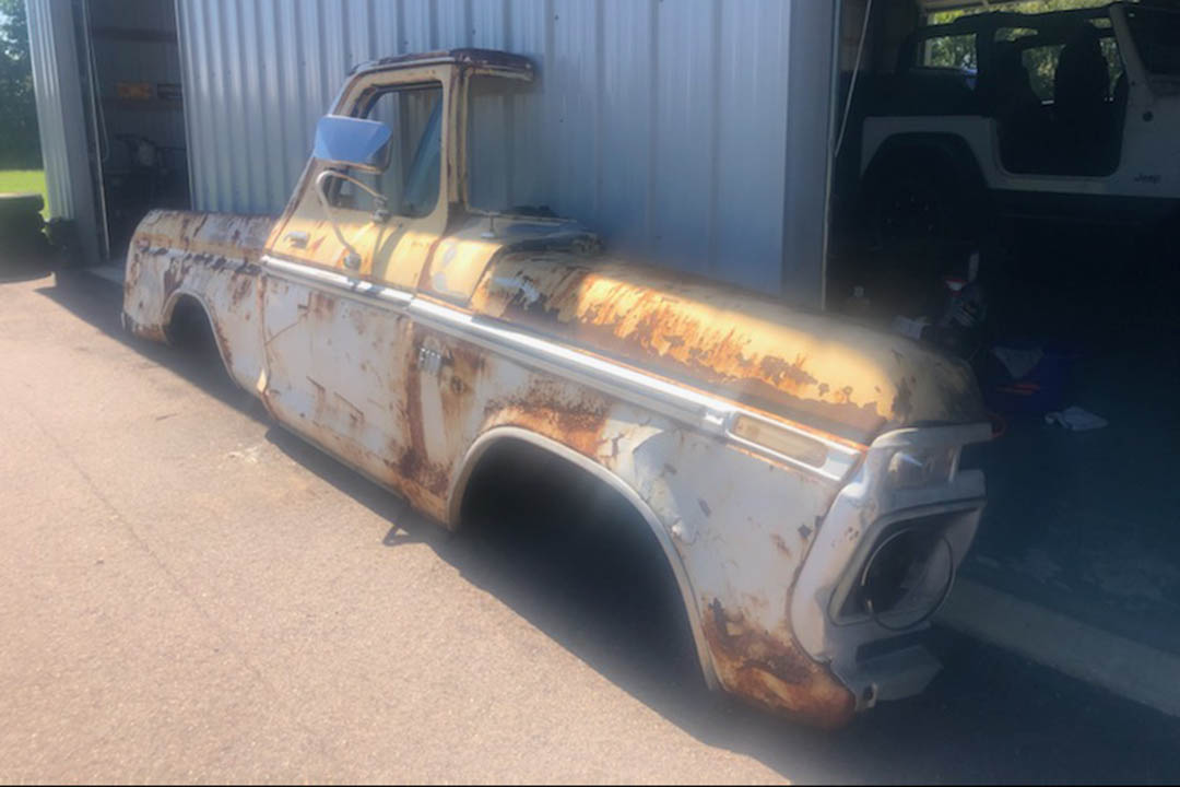 2nd Image of a 1970 FORD F100