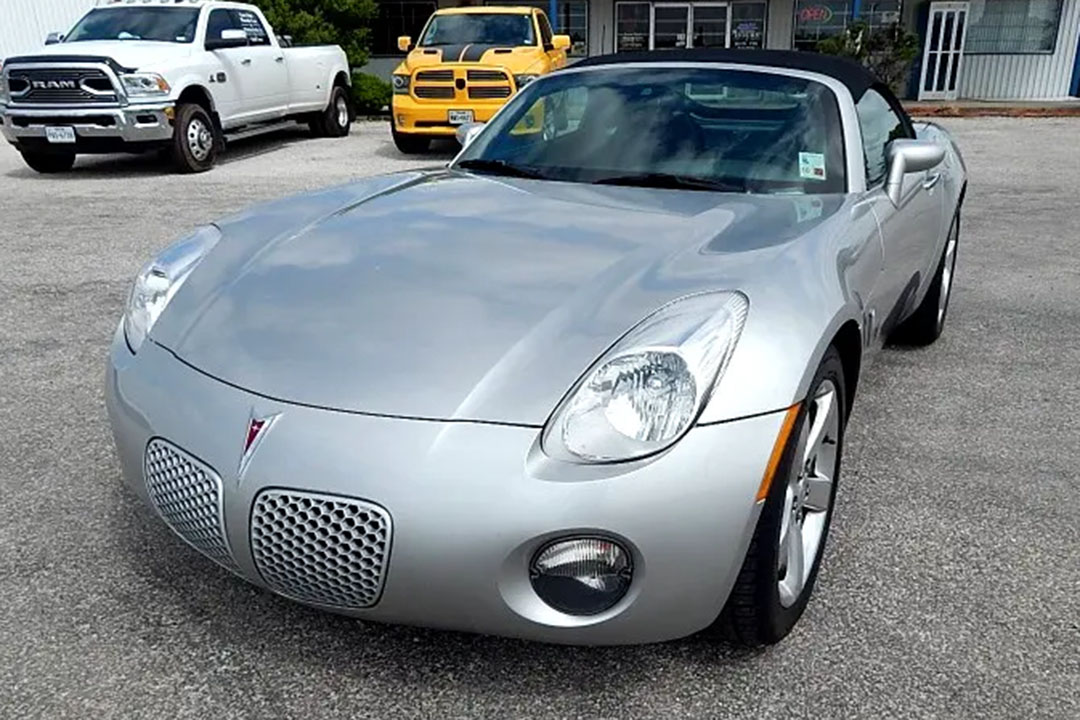 1st Image of a 2006 PONTIAC SOLSTICE