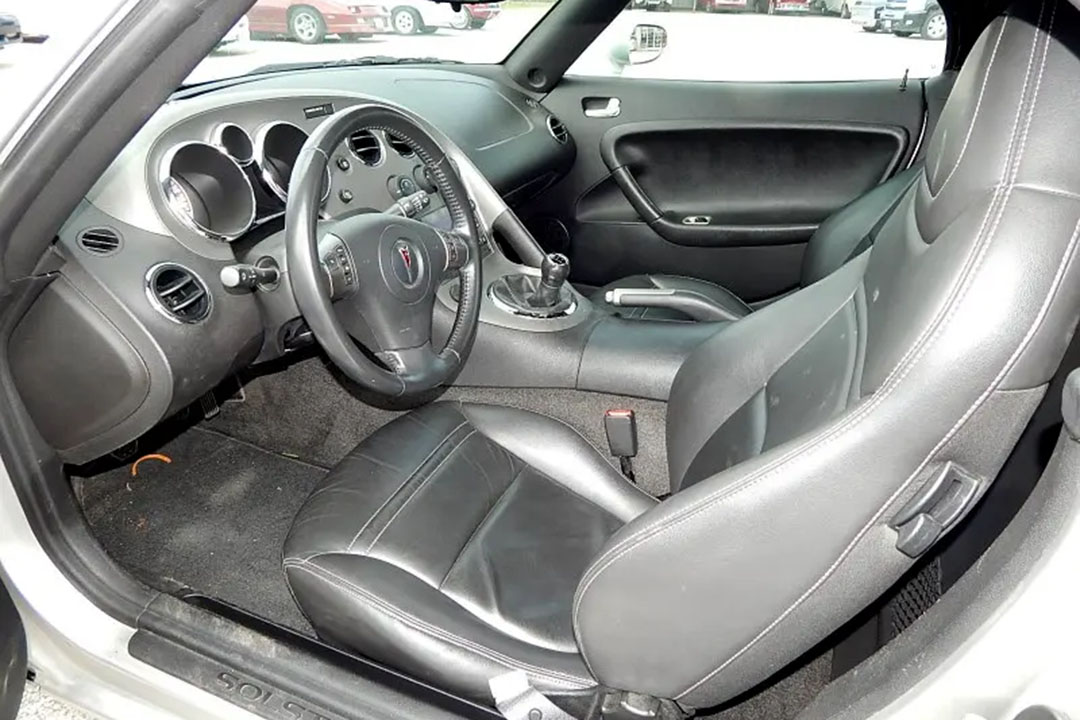 11th Image of a 2006 PONTIAC SOLSTICE