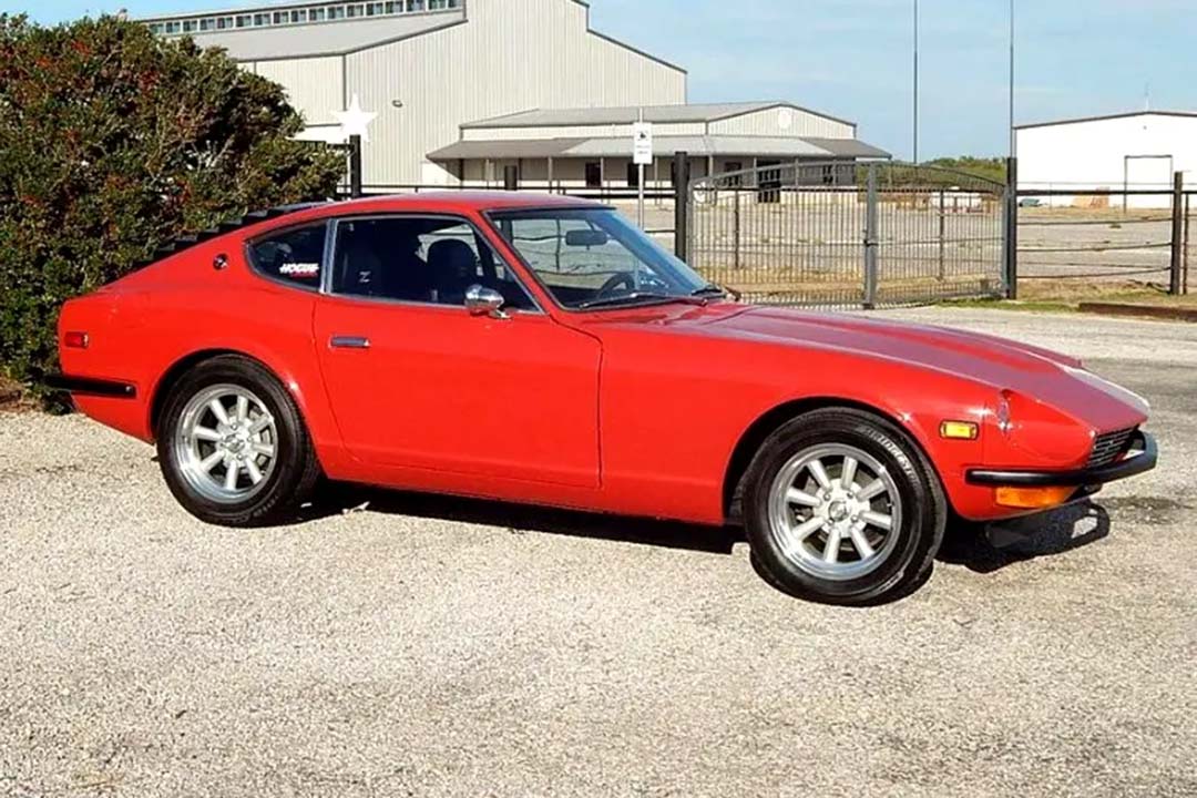 3rd Image of a 1974 DATSUN 260Z