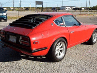 Image 6 of 17 of a 1974 DATSUN 260Z