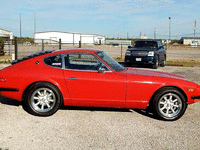 Image 7 of 17 of a 1974 DATSUN 260Z