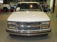 Image 4 of 15 of a 1999 CHEVROLET TAHOE