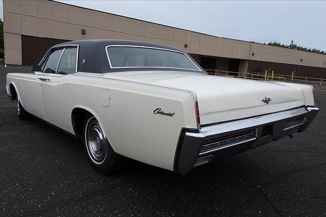 1st Image of a 1971 CADILLAC COUPE DEVILLE