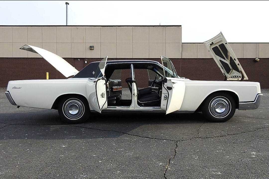 4th Image of a 1971 CADILLAC COUPE DEVILLE