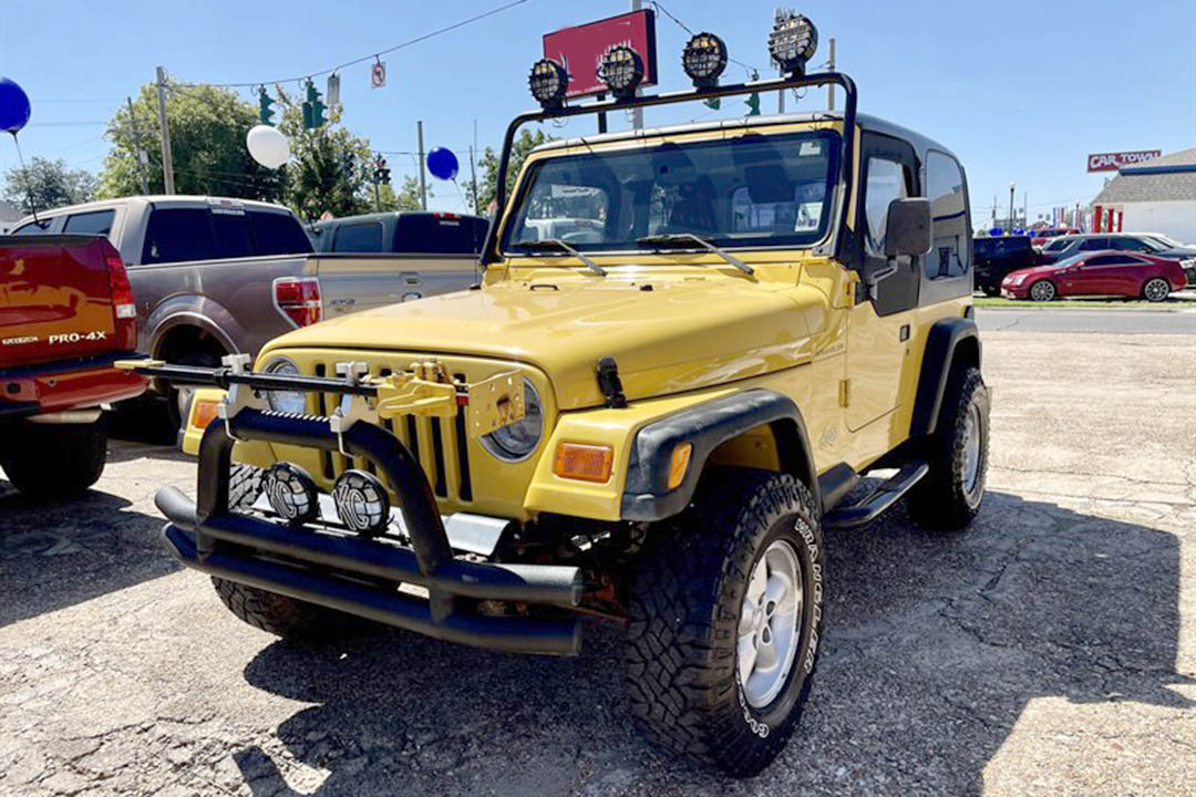 0th Image of a 2000 JEEP WRANGLER SE