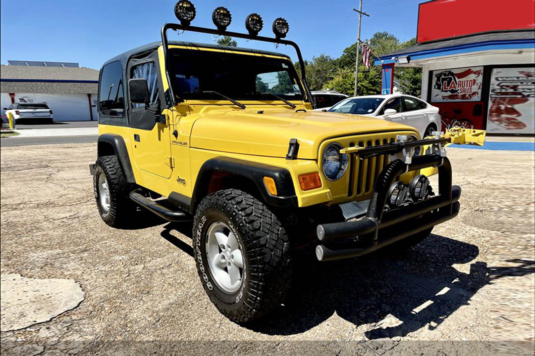 1st Image of a 2000 JEEP WRANGLER SE