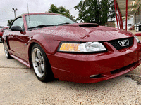 Image 2 of 13 of a 2002 FORD MUSTANG