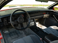 Image 11 of 19 of a 1985 CHEVROLET CAMARO