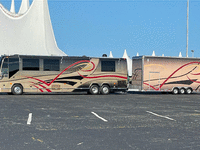 Image 3 of 16 of a 2003 PREVOST FEATHERLITE H3-45
