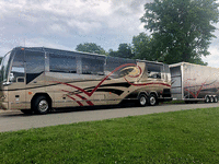 Image 7 of 16 of a 2003 PREVOST FEATHERLITE H3-45
