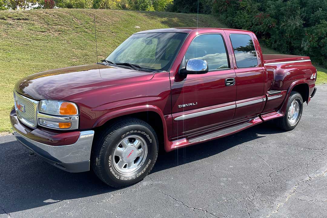 2nd Image of a 2000 GMC SIERRA 1500