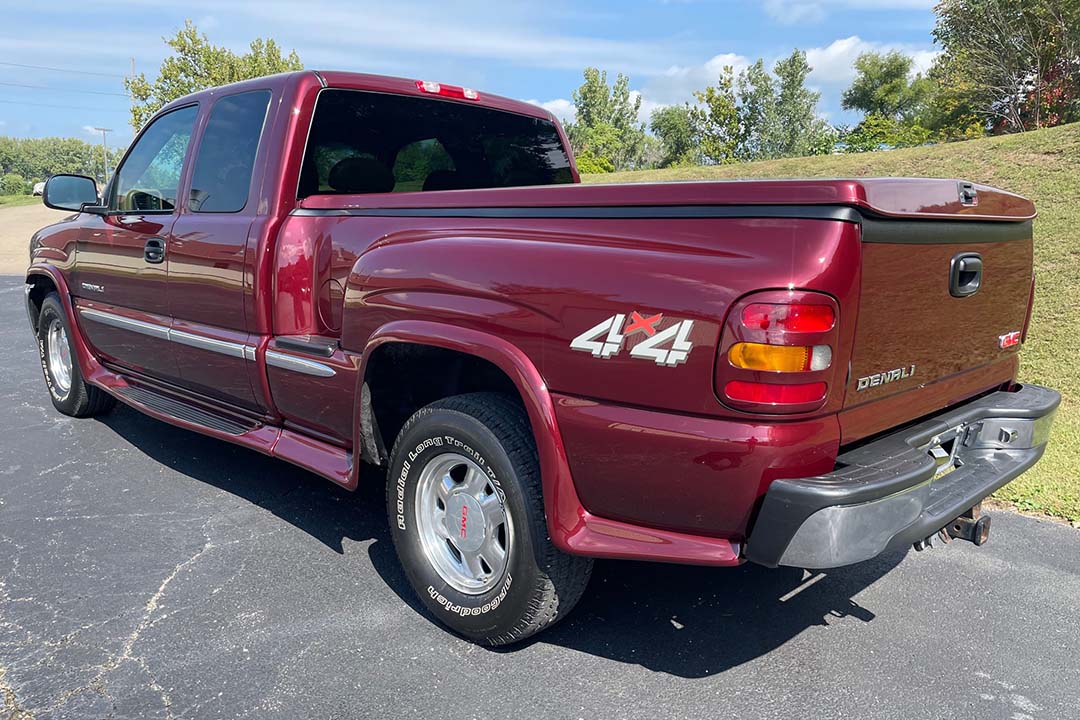 4th Image of a 2000 GMC SIERRA 1500