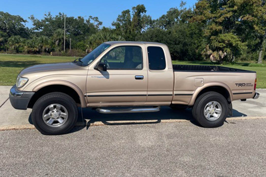 5th Image of a 1999 TOYOTA TACOMA PRERUNNER