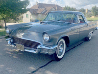 Image 2 of 31 of a 1957 FORD THUNDERBIRD