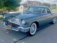 Image 3 of 31 of a 1957 FORD THUNDERBIRD