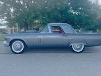 Image 11 of 31 of a 1957 FORD THUNDERBIRD