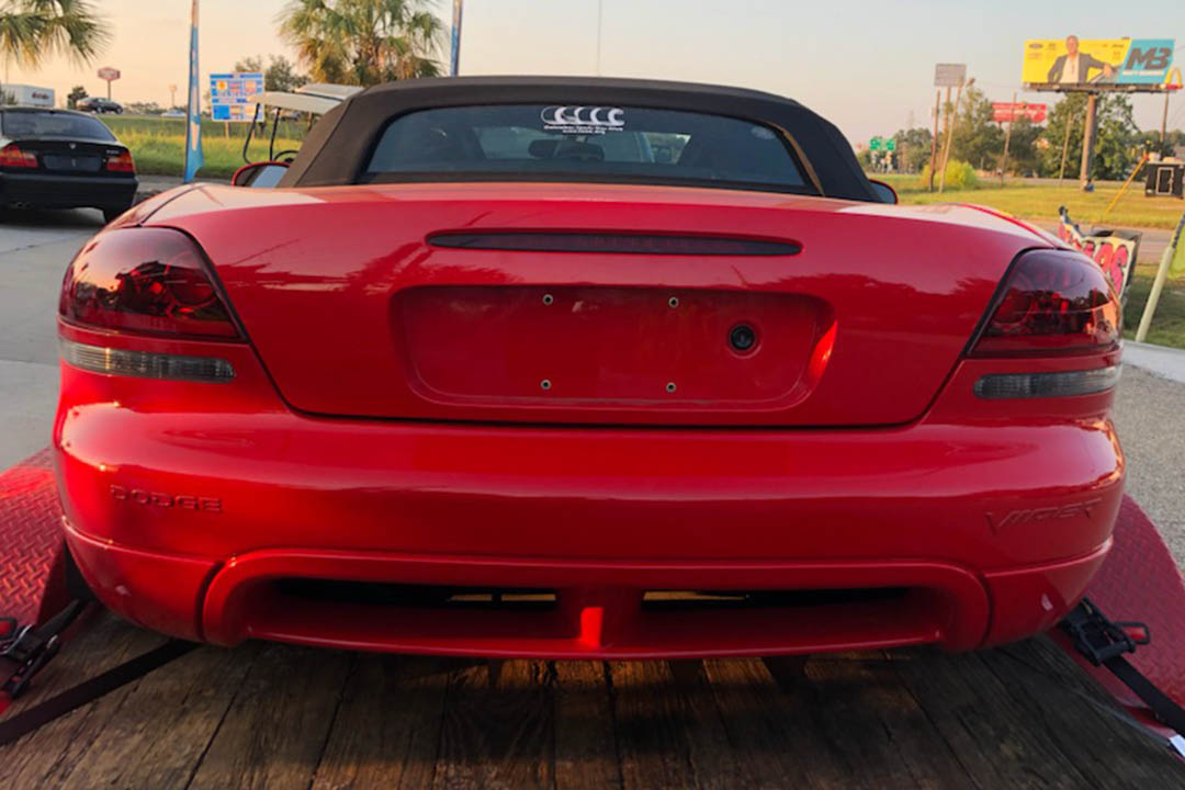 3rd Image of a 2003 DODGE VIPER SRT-10