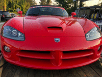 Image 3 of 4 of a 2003 DODGE VIPER SRT-10