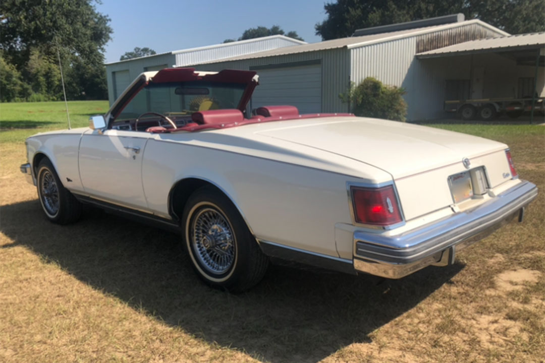 2nd Image of a 1979 CADILLAC 2D