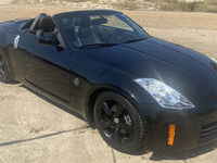 Image 3 of 4 of a 2006 NISSAN 350Z