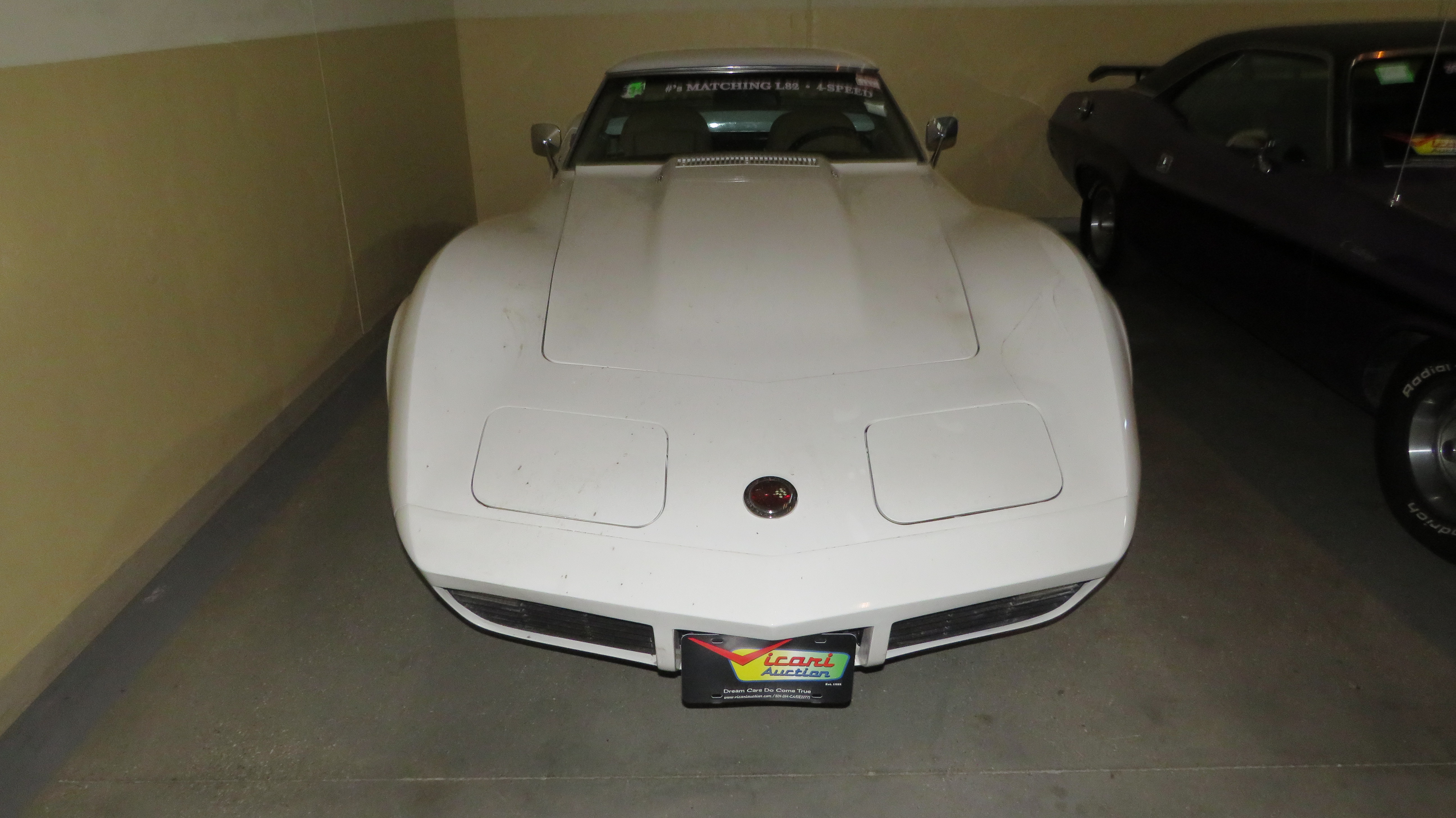 2nd Image of a 1974 CHEVROLET CORVETTE