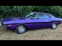 Image 2 of 29 of a 1970 DODGE CHALLENGER