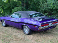 Image 6 of 29 of a 1970 DODGE CHALLENGER