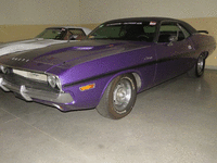 Image 9 of 29 of a 1970 DODGE CHALLENGER