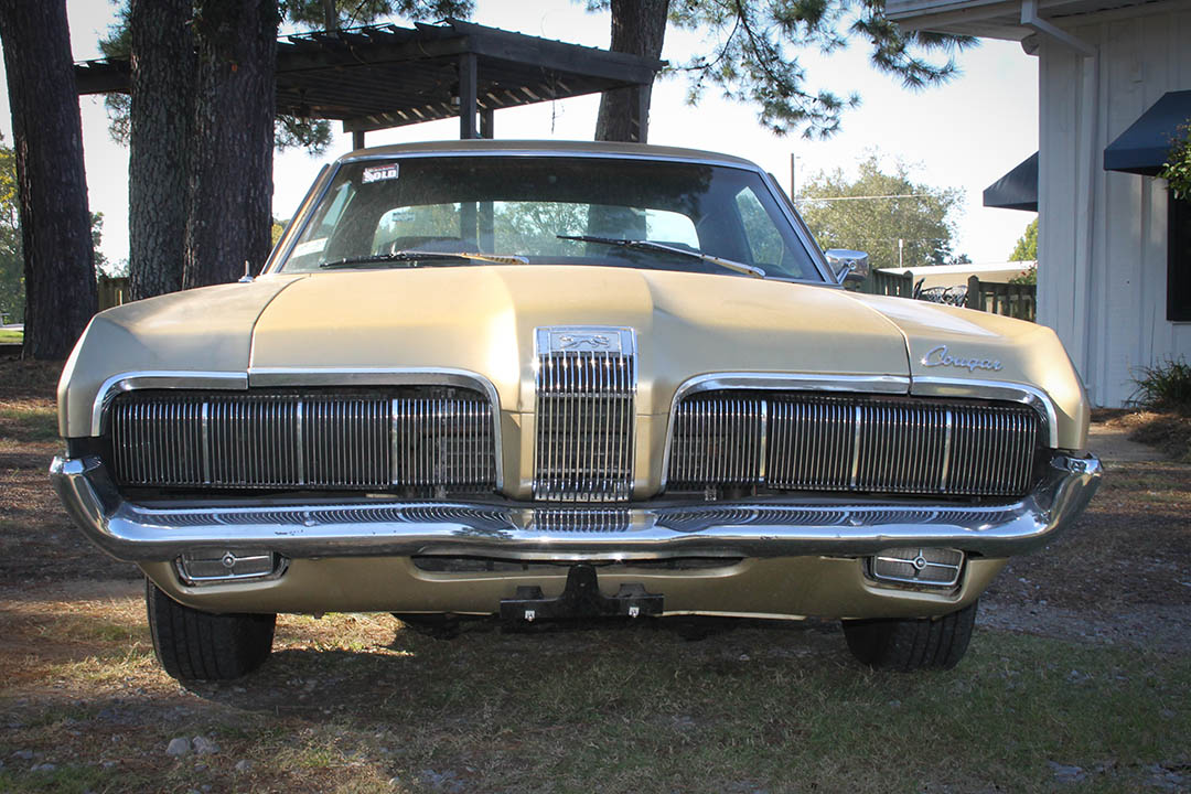 3rd Image of a 1970 MERCURY COUGAR