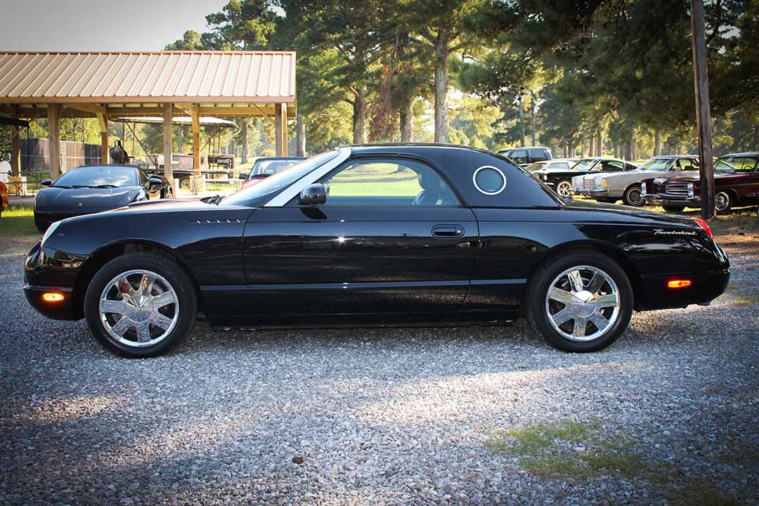 1st Image of a 2002 FORD THUNDERBIRD