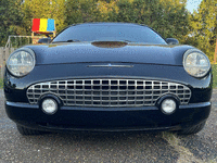 Image 4 of 10 of a 2002 FORD THUNDERBIRD