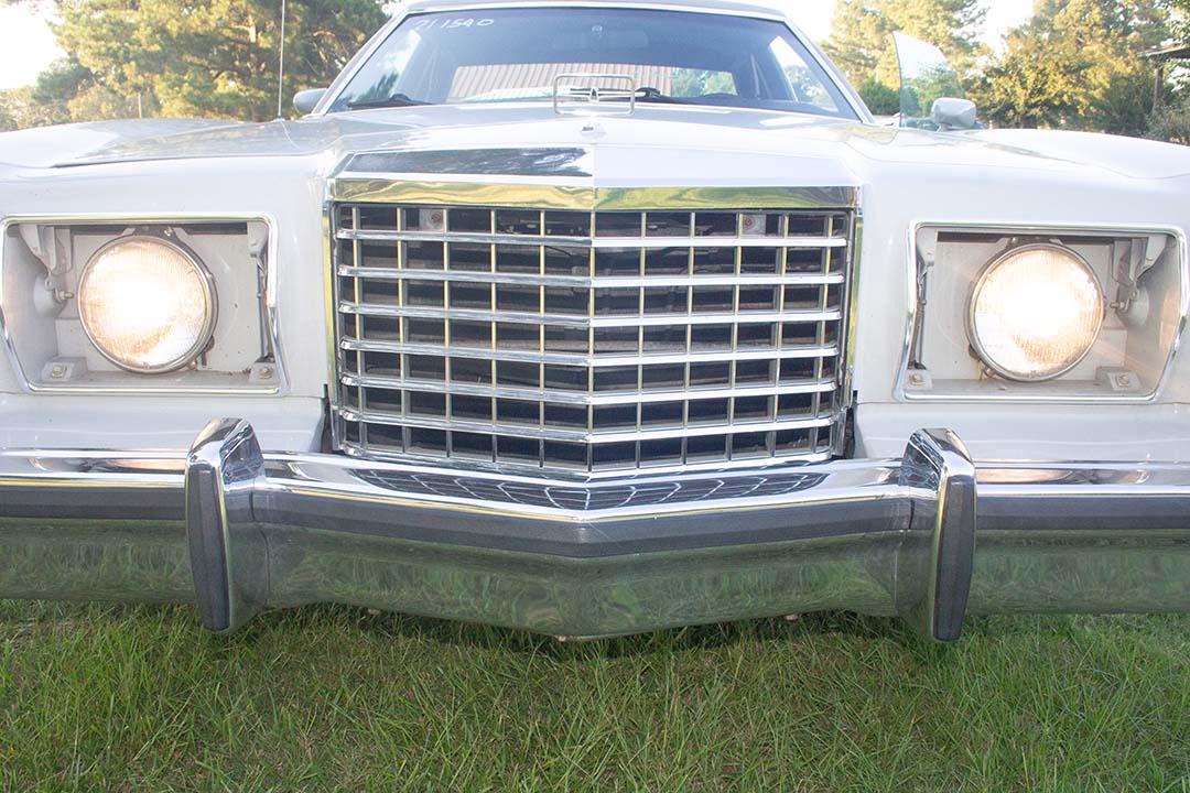 4th Image of a 1977 FORD THUNDERBIRD