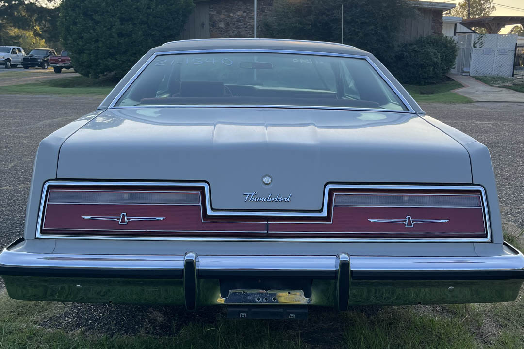 5th Image of a 1977 FORD THUNDERBIRD