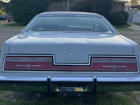Image 6 of 9 of a 1977 FORD THUNDERBIRD
