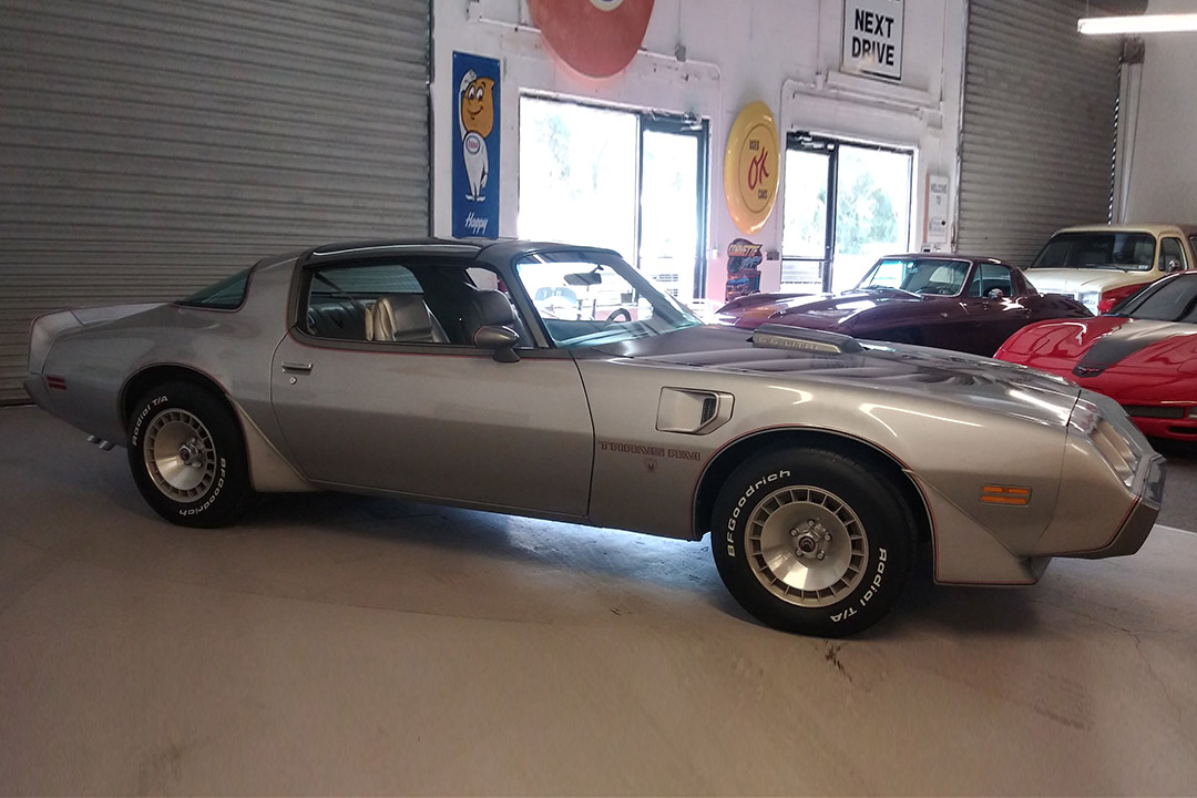 3rd Image of a 1979 PONTIAC TRANS AM