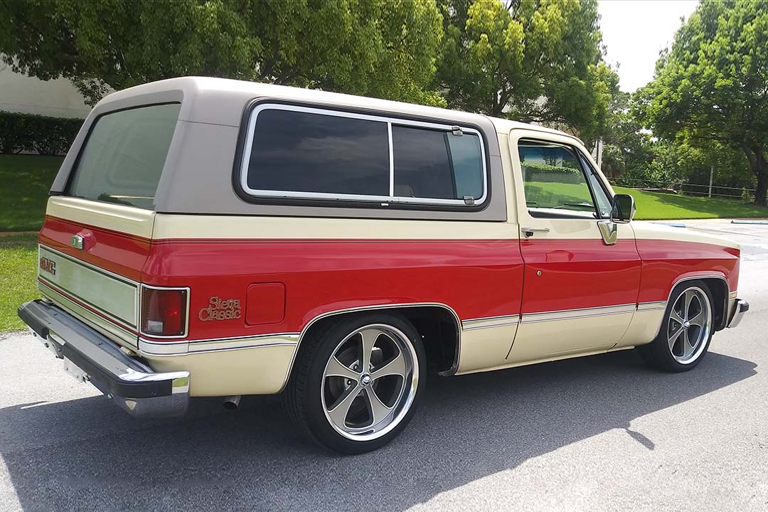 4th Image of a 1984 GMC JIMMY K1500