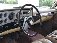 Image 15 of 27 of a 1984 GMC JIMMY K1500