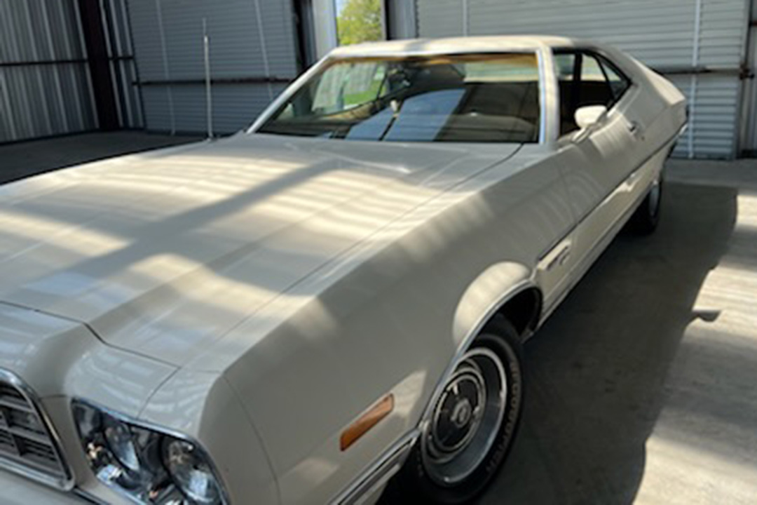 1st Image of a 1973 FORD GRAN TORINO SPORT