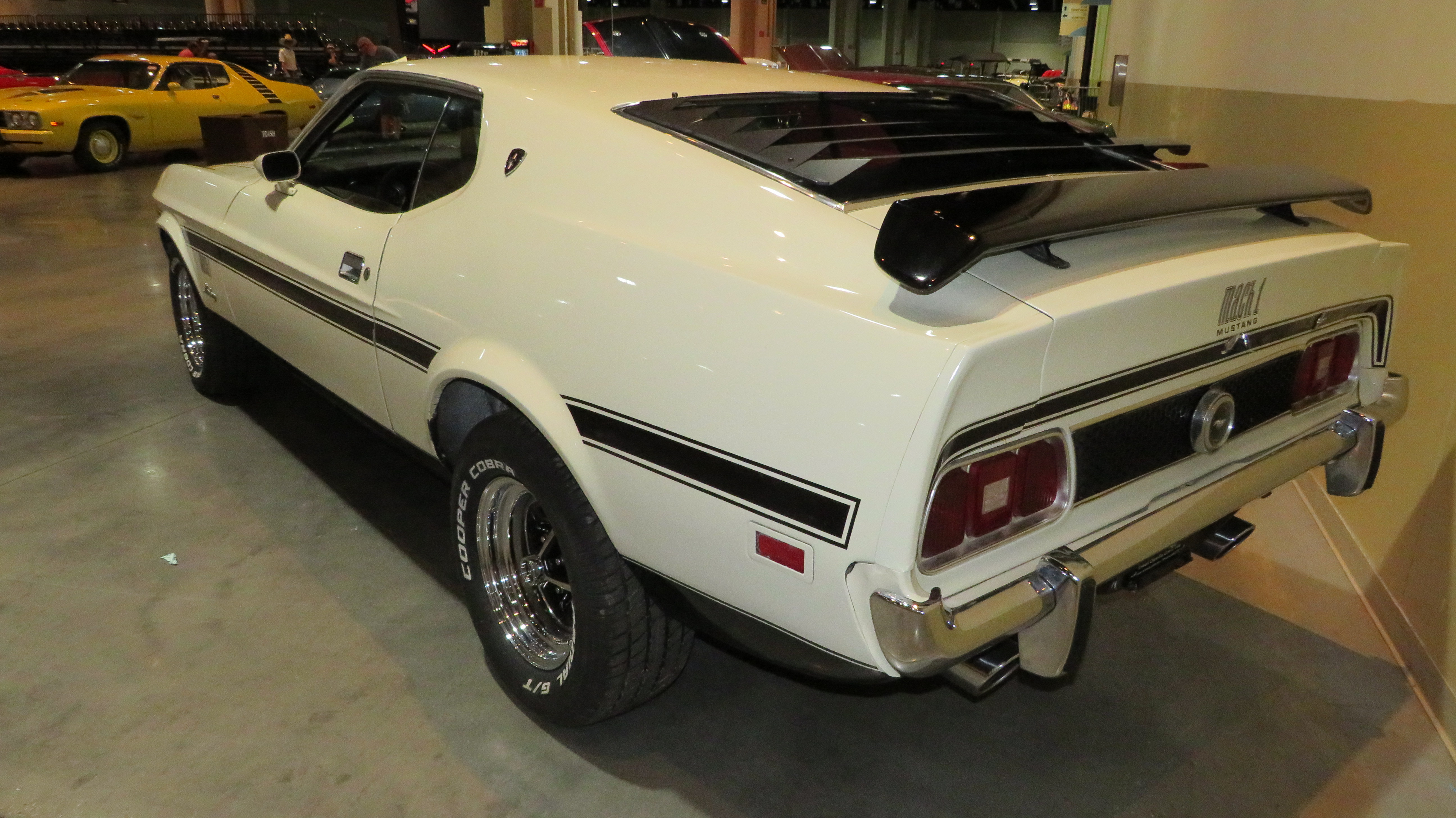 9th Image of a 1973 FORD MUSTANG FASTBACK