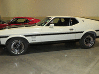 Image 3 of 12 of a 1973 FORD MUSTANG FASTBACK