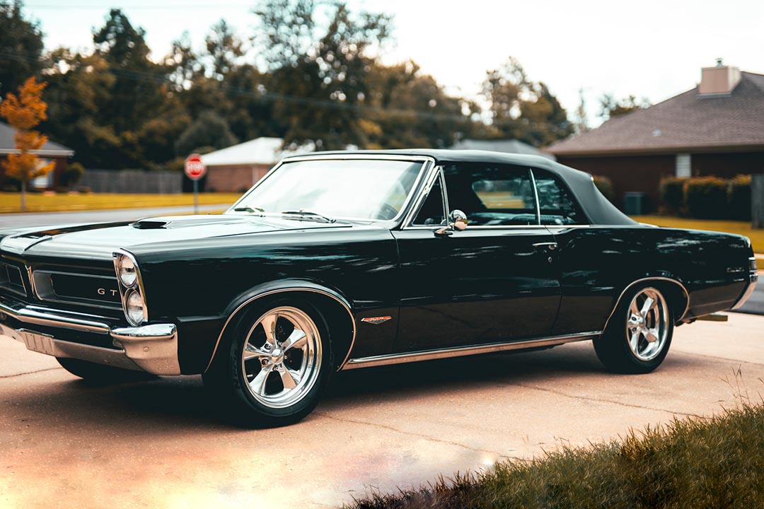 2nd Image of a 1965 PONTIAC GTO