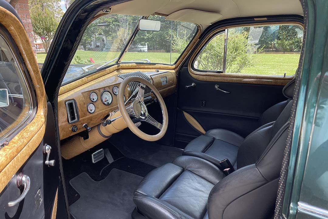 4th Image of a 1939 BUICK ROADMASTER