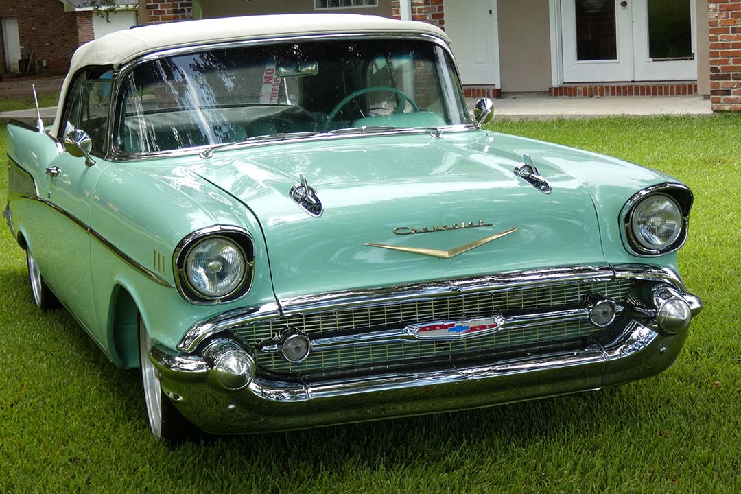 2nd Image of a 1957 CHEVROLET BEL AIR